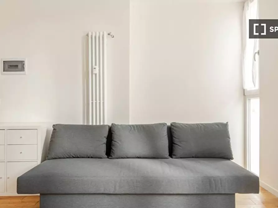 Immagine 6 di Ufficio in affitto  in Via Alfonso Capecelatro a Milano