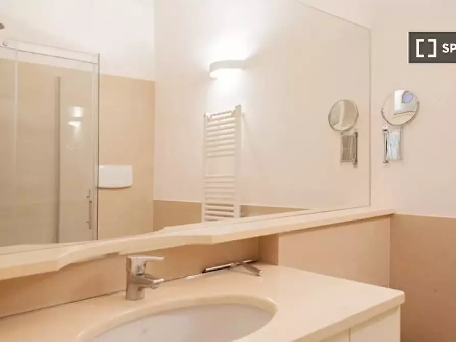 Immagine 13 di Appartamento in affitto  in Via Francesco Londonio a Milano