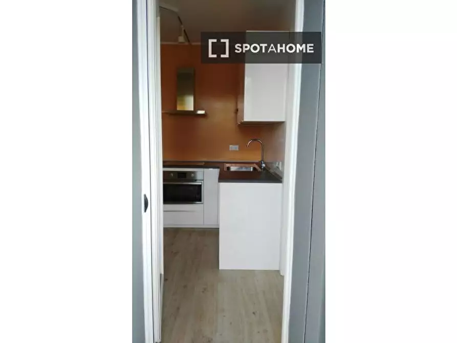 Immagine 15 di Appartamento in affitto  in Piazzale Cimitero Monumentale a Milano