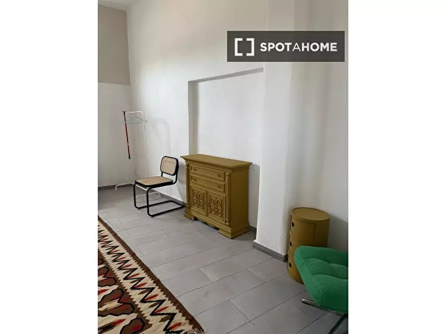 Immagine 11 di Appartamento in affitto  in Via del Mandrione a Roma