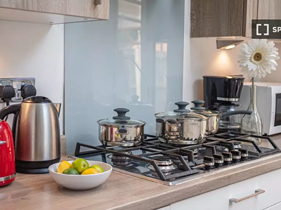 Immagine 3 di Appartamento in affitto  in Meadow Rd a 