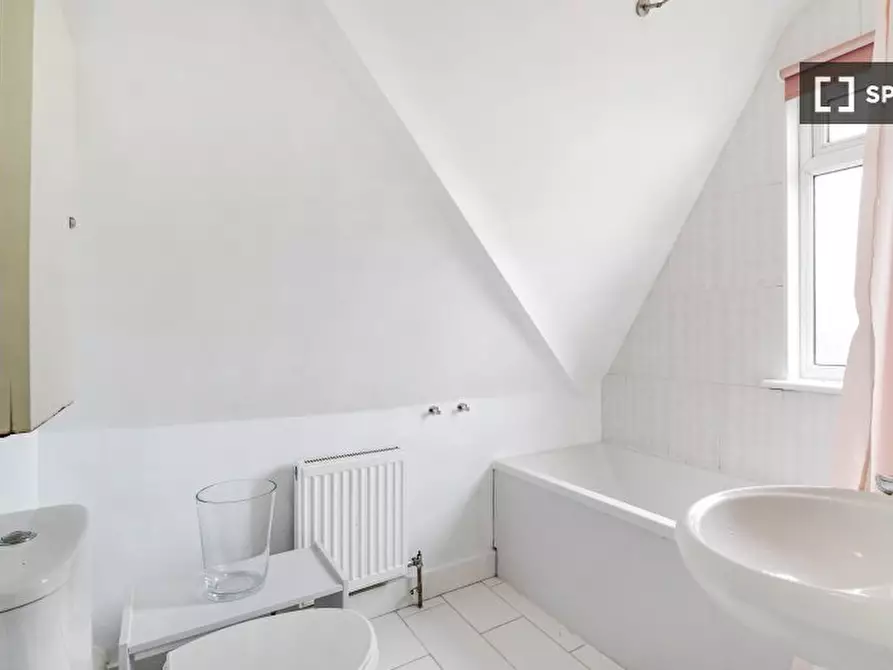 Immagine 4 di Appartamento in affitto  in Stanstead Rd a Lewisham