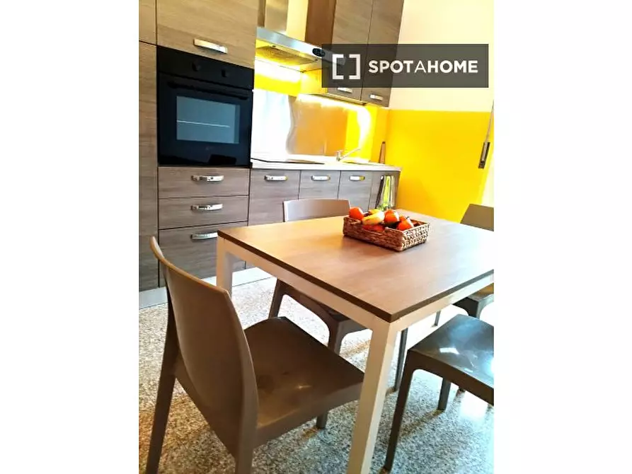 Immagine 8 di Camera condivisa in affitto  in Via Giovanni Amendola a Bologna