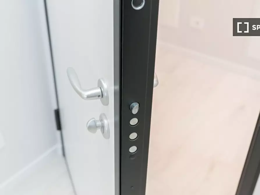 Immagine 19 di Appartamento in affitto  in Via Alfredo Comandini a Milano