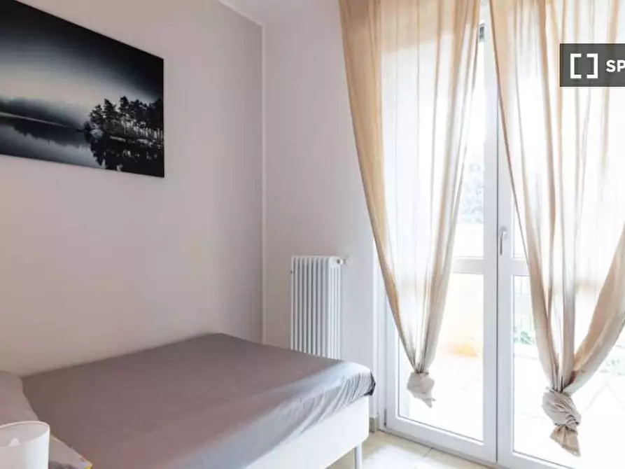 Immagine 2 di Camera condivisa in affitto  in Via Giuseppe Regaldi a Milano