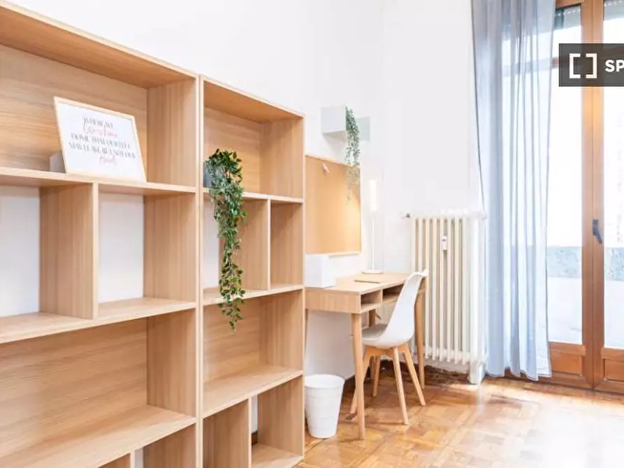 Immagine 2 di Camera condivisa in affitto  in Viale Andrea Doria a Milano