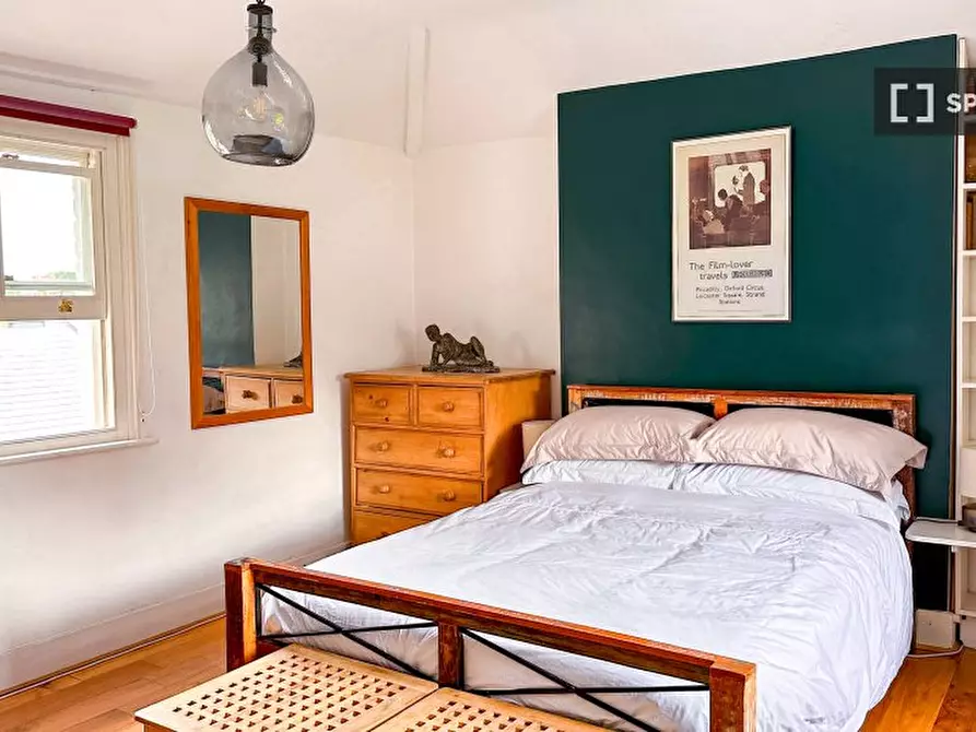 Immagine 10 di Appartamento in affitto  in Willoughby Rd, Hampstead, London NW3 1RU, UK a Camden Town