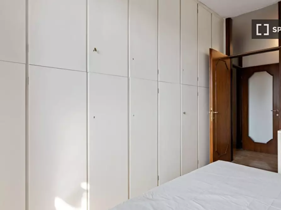 Immagine 14 di Camera condivisa in affitto  in Via Ronchi a Milano