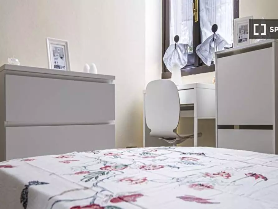 Immagine 2 di Camera condivisa in affitto  in Viale Nazario Sauro Milan a Milano