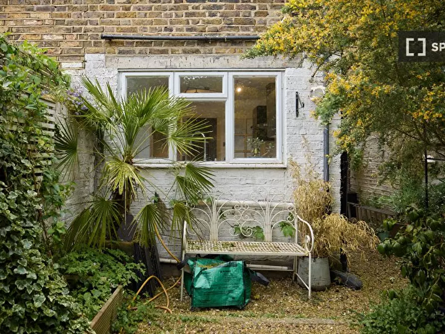 Immagine 19 di Appartamento in affitto  in Huxley Street a Kensington