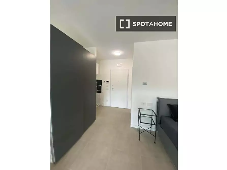 Immagine 2 di Appartamento in affitto  in Via Vitaliano Brancati a Roma