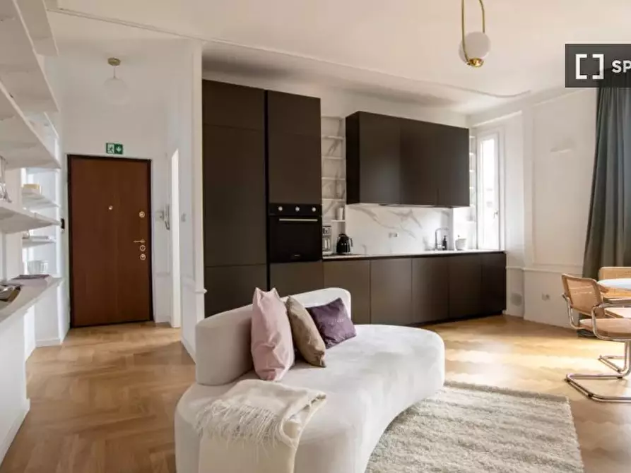 Immagine 1 di Appartamento in affitto  in Via Novara a Milano