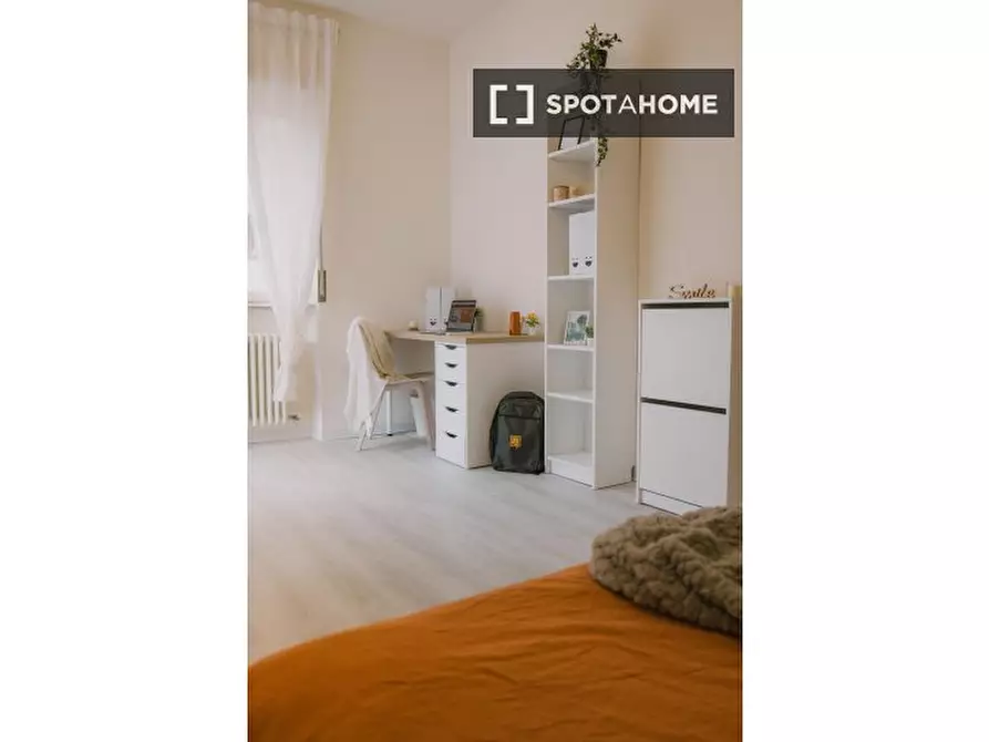 Immagine 18 di Camera condivisa in affitto  in Lorenzoni/1 a Trento