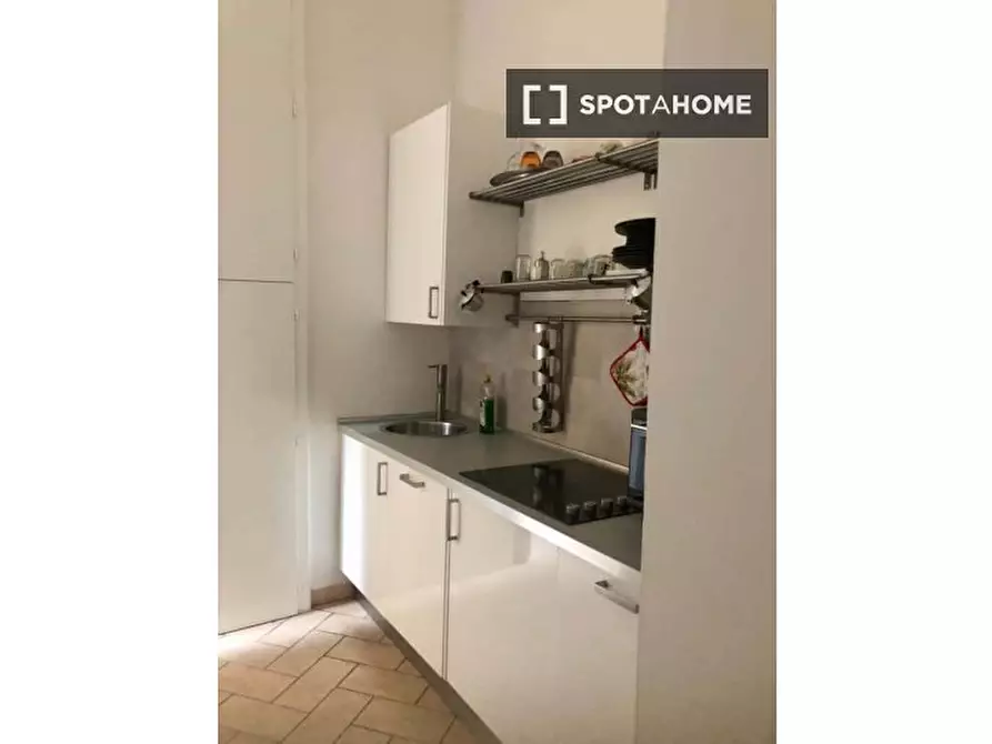 Immagine 3 di Ufficio in affitto  in Via San Vitale a Bologna