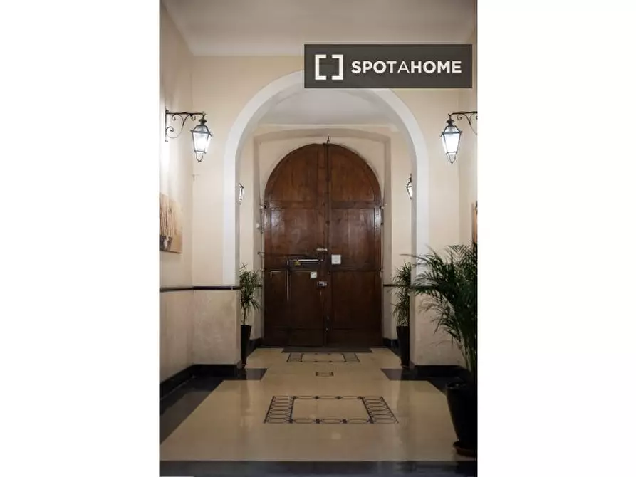 Immagine 15 di Appartamento in affitto  in Via Merulana a Roma