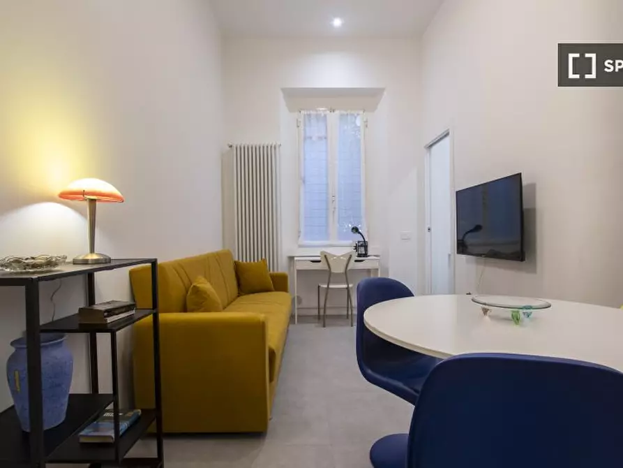 Immagine 1 di Appartamento in affitto  in Via Giuseppe Giacosa a Milano