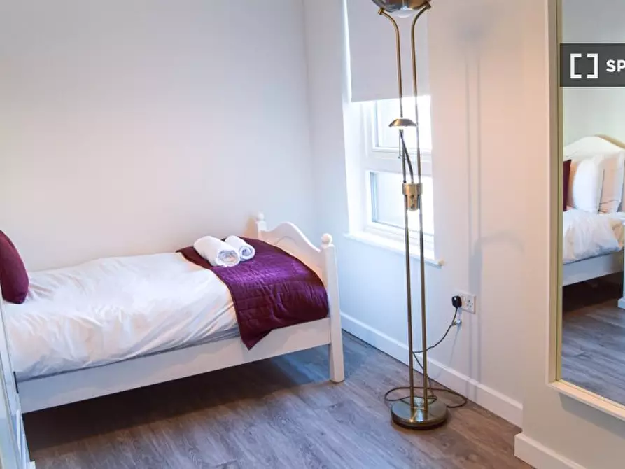 Immagine 2 di Appartamento in affitto  in Wandle Rd a Croydon