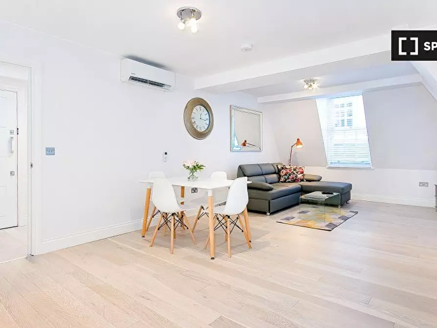 Immagine 4 di Appartamento in affitto  in Flat Eldon Chambers a 