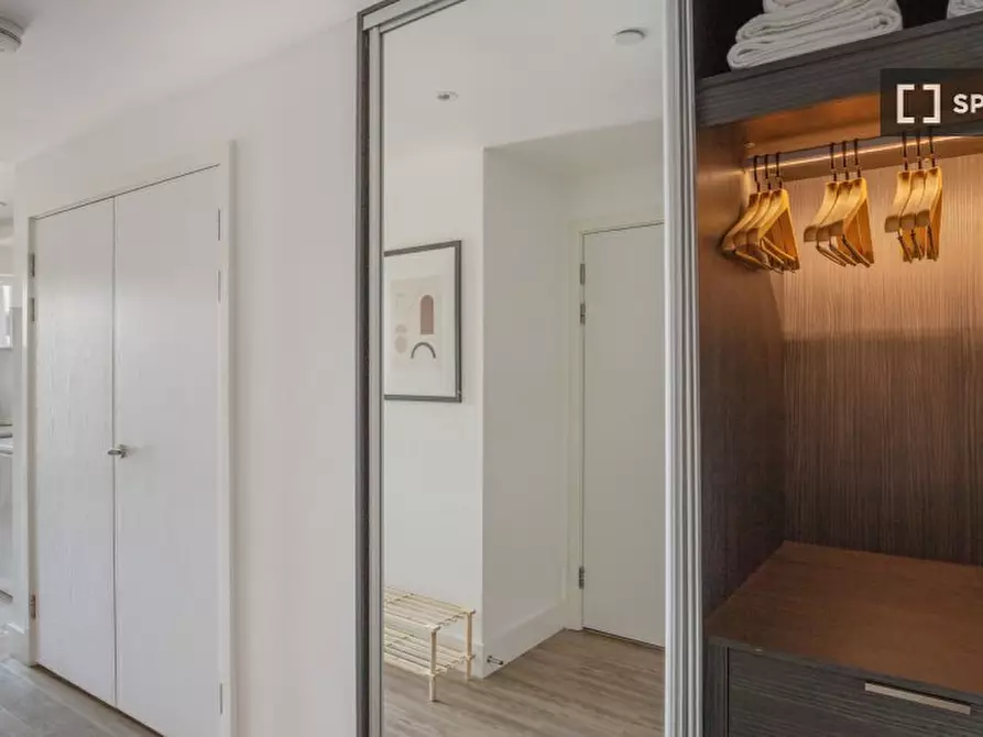 Immagine 9 di Appartamento in affitto  in New Drum St a Poplar