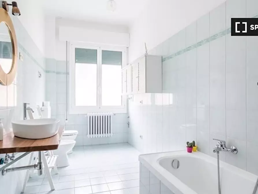 Immagine 4 di Camera condivisa in affitto  in Via della Villa a Bologna