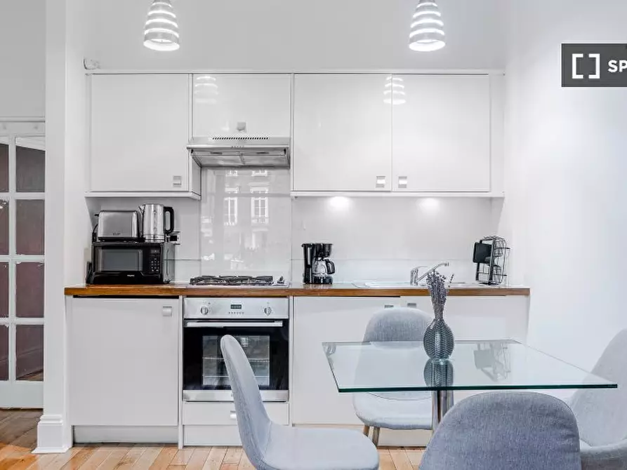 Immagine 2 di Appartamento in affitto  in Sussex Gardens a Paddington