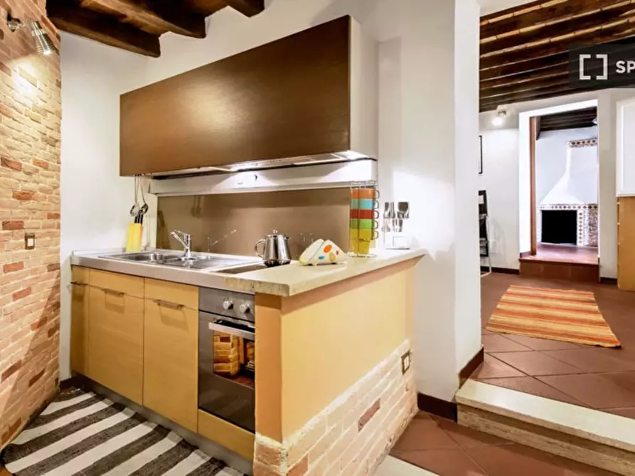Immagine 1 di Appartamento in affitto  in Via dei Giubbonari a Roma