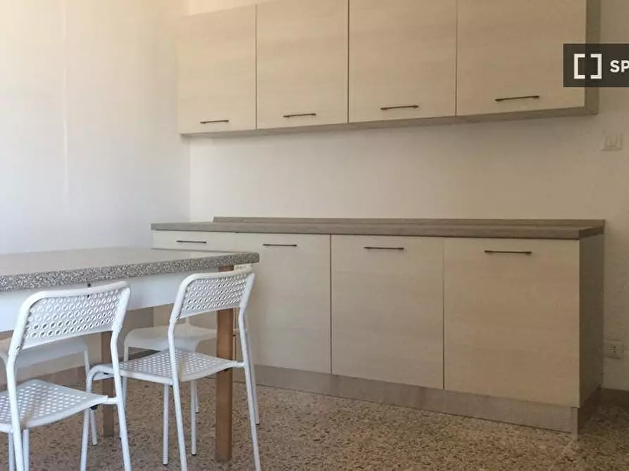 Immagine 6 di Camera condivisa in affitto  in Via Ingurtosu n a Cagliari