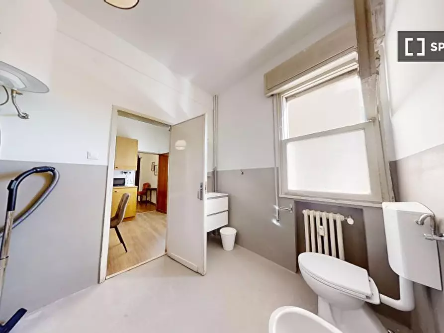 Immagine 8 di Camera condivisa in affitto  in VIA Ugo foscolo a Padova