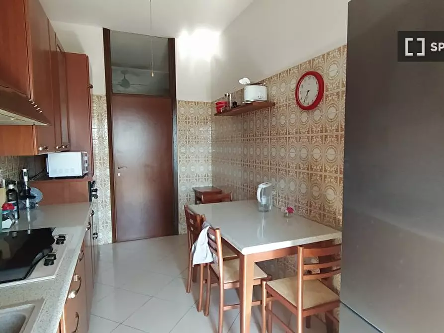 Immagine 6 di Camera condivisa in affitto  in Via Marco Polo a Corsico