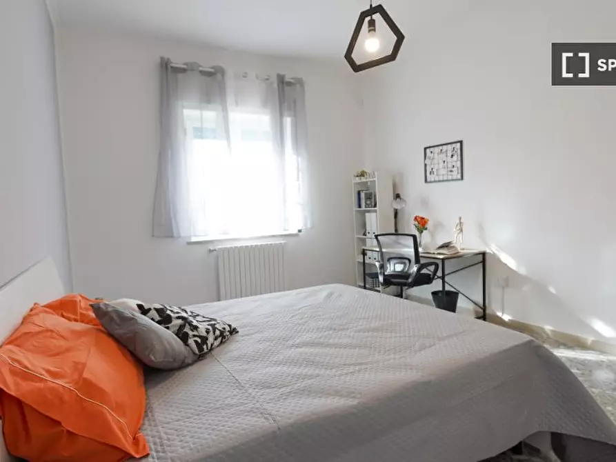 Immagine 5 di Camera condivisa in affitto  in Bognar a Pozzuoli