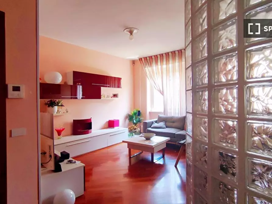 Immagine 2 di Appartamento in affitto  in Via Fratelli Rosselli a Milano