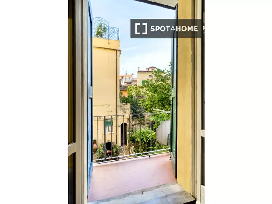 Immagine 6 di Appartamento in affitto  in Via Castiglione a Bologna