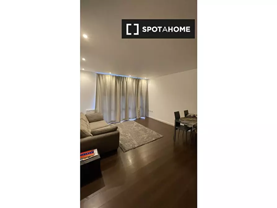 Immagine 7 di Camera condivisa in affitto  in Copenhagen Pl a Poplar