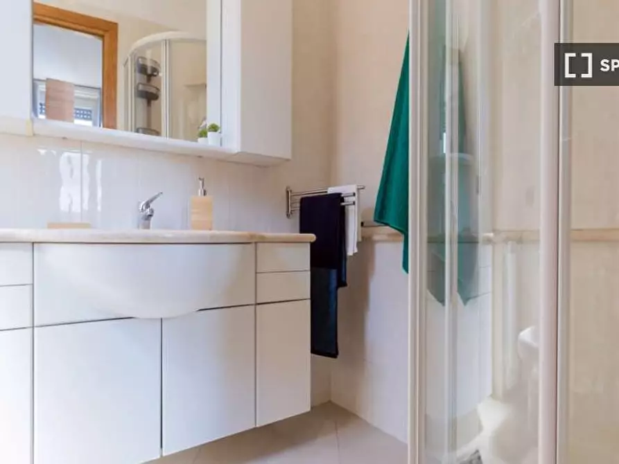 Immagine 7 di Camera condivisa in affitto  in Circonvallazione Gianicolense a Roma