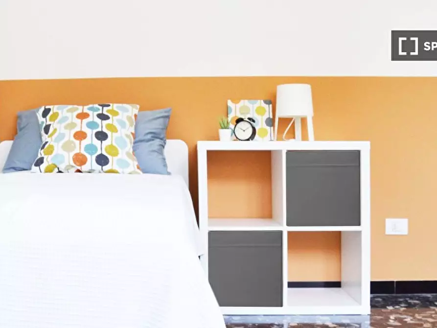 Immagine 17 di Camera condivisa in affitto  in Vasari/2 a Bologna