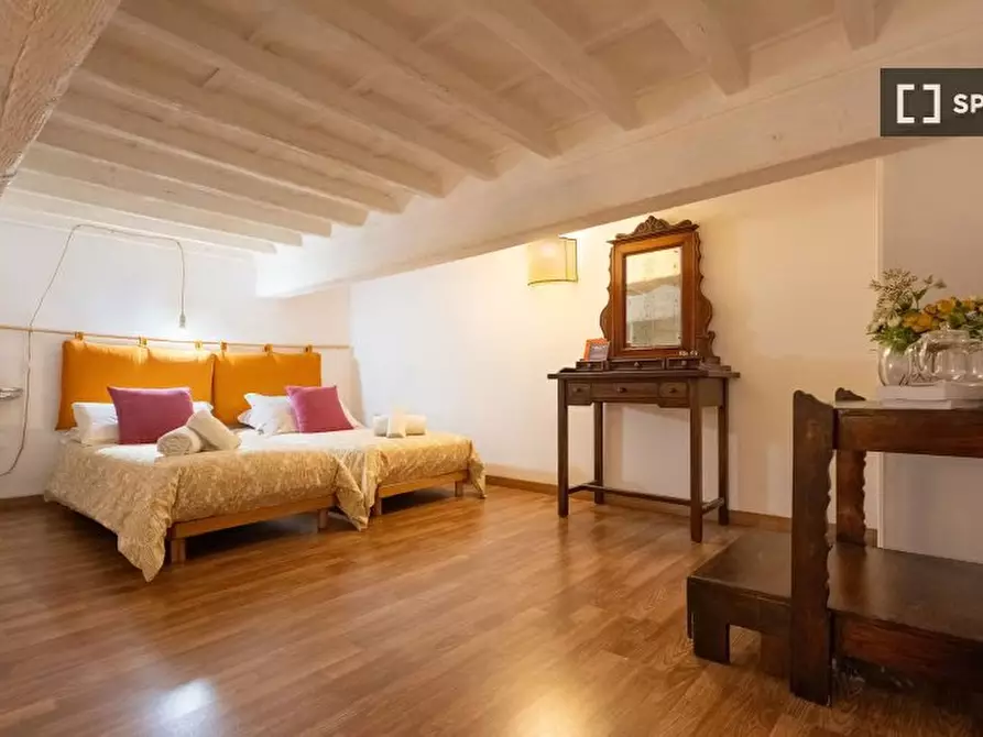 Immagine 11 di Ufficio in affitto  in Via Laura a Firenze