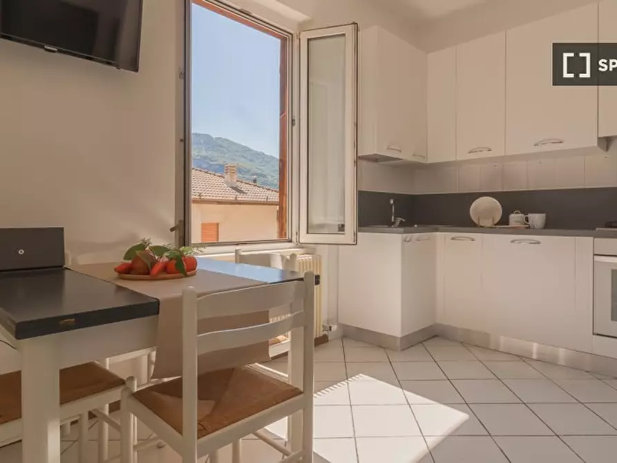 Immagine 2 di Camera condivisa in affitto  in Meda a Milano