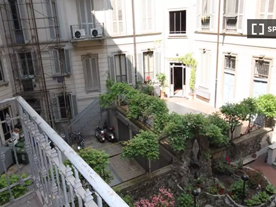 Immagine 15 di Camera condivisa in affitto  in Piazza XXIV Maggio a Milano