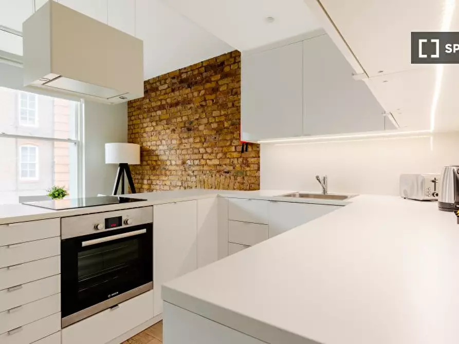 Immagine 6 di Appartamento in affitto  in Leather Ln a Camden Town