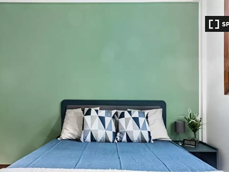 Immagine 4 di Camera condivisa in affitto  in Via Coluccio Salutati a Milano