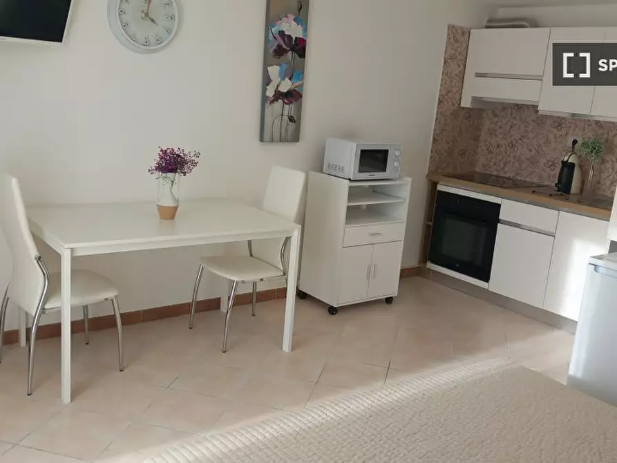 Immagine 12 di Appartamento in affitto  in Via Alberico Gentili a Roma