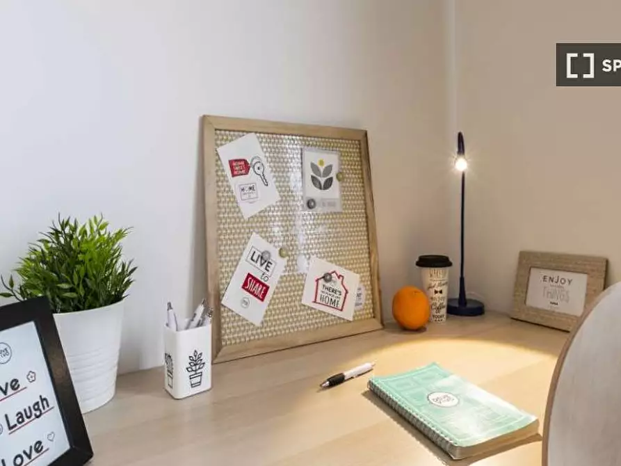 Immagine 2 di Camera condivisa in affitto  in Via Ginestre Milan a Buccinasco