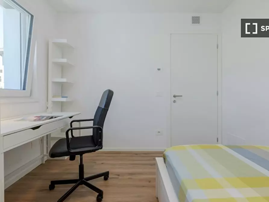 Immagine 4 di Camera condivisa in affitto  in per Cognola a Trento