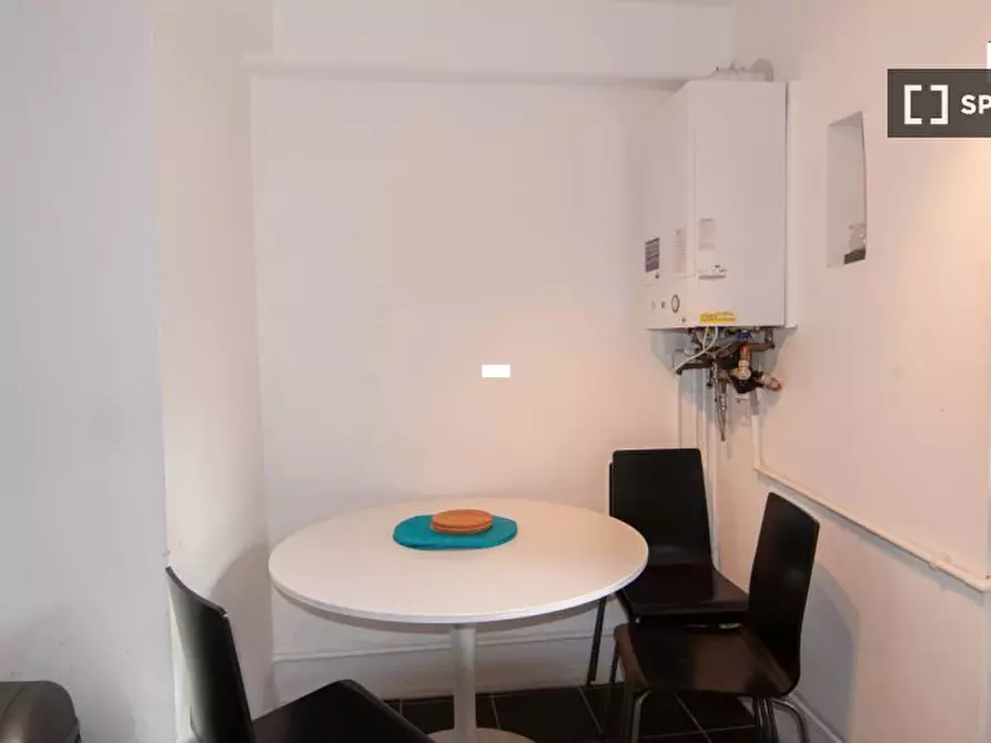 Immagine 17 di Appartamento in affitto  in 48 Arbour Square, London E1 0PP a Poplar