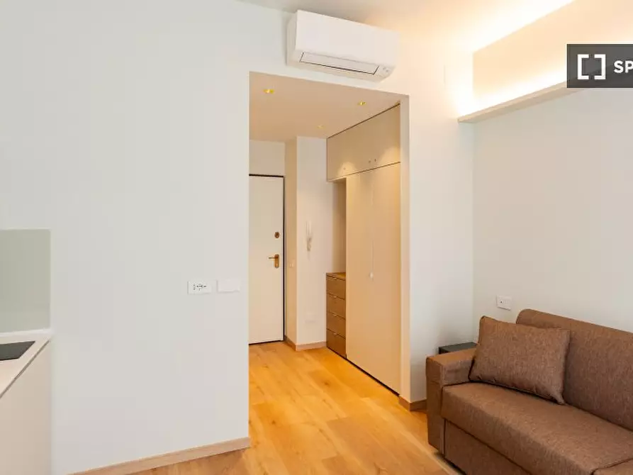 Immagine 5 di Ufficio in affitto  in Viale Abruzzi a Milano