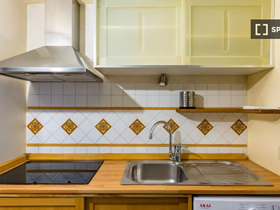 Immagine 8 di Appartamento in affitto  in Via Bisignano a Napoli