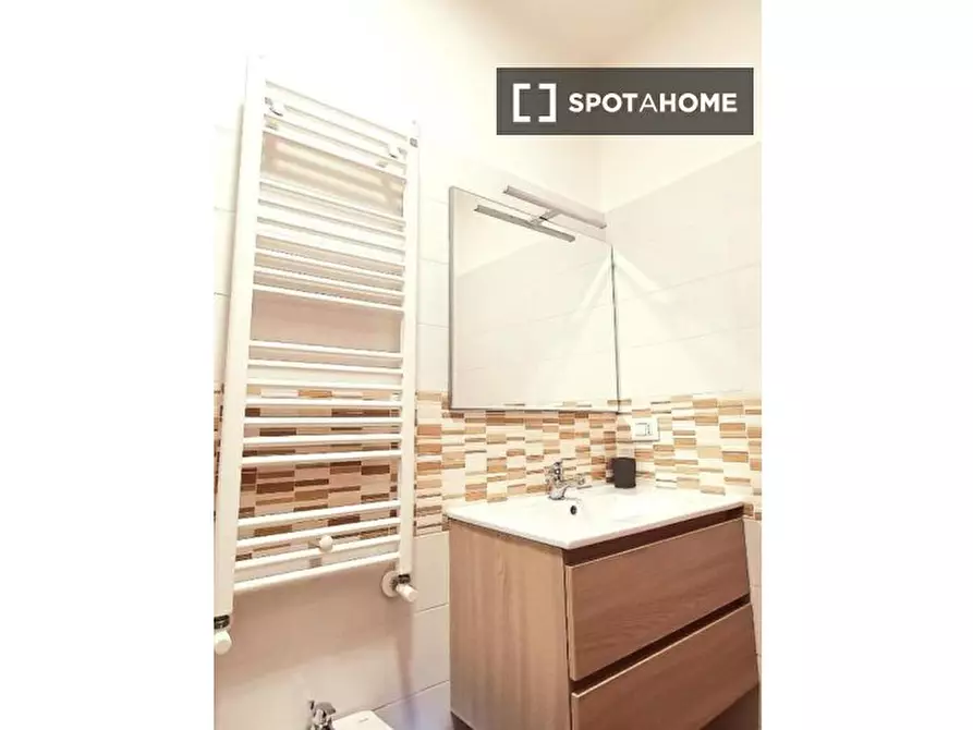 Immagine 10 di Appartamento in affitto  in Via Giuseppe Allegranza a Roma