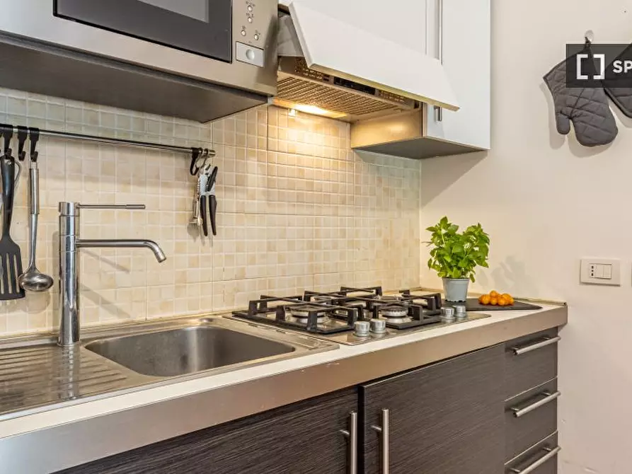 Immagine 10 di Ufficio in affitto  in Via Conte Rosso a Milano