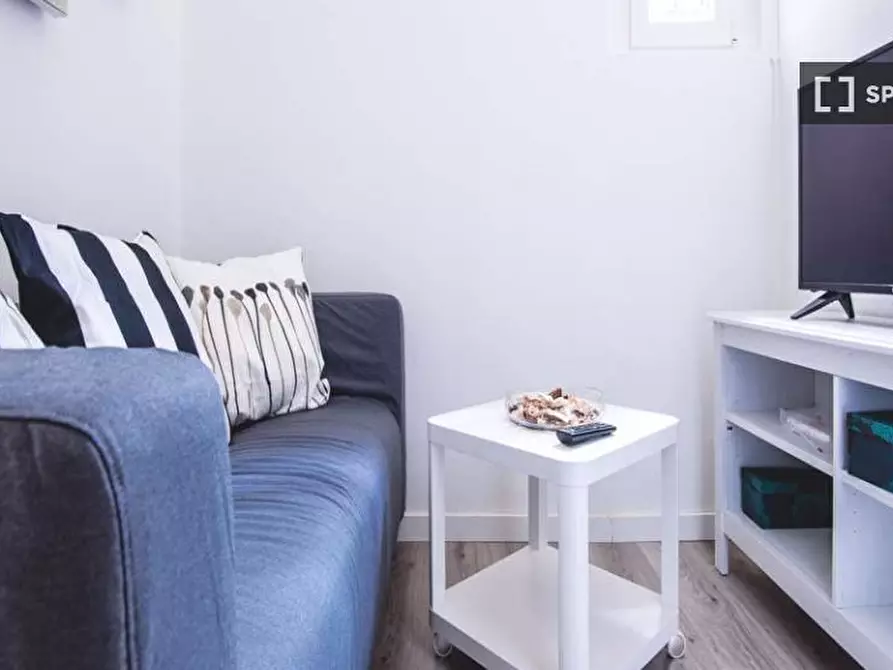 Immagine 9 di Camera condivisa in affitto  in Via Paolo Bassi a Milano