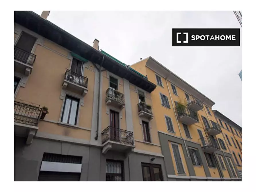 Immagine 17 di Appartamento in affitto  in Via Emilio Cornalia a Milano